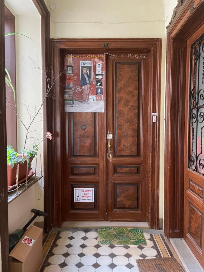 Fro-Media - Streetside Room 2 - Community Space เวียนนา ภายนอก รูปภาพ