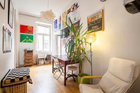 Fro-Media - Streetside Room 2 - Community Space เวียนนา ภายนอก รูปภาพ